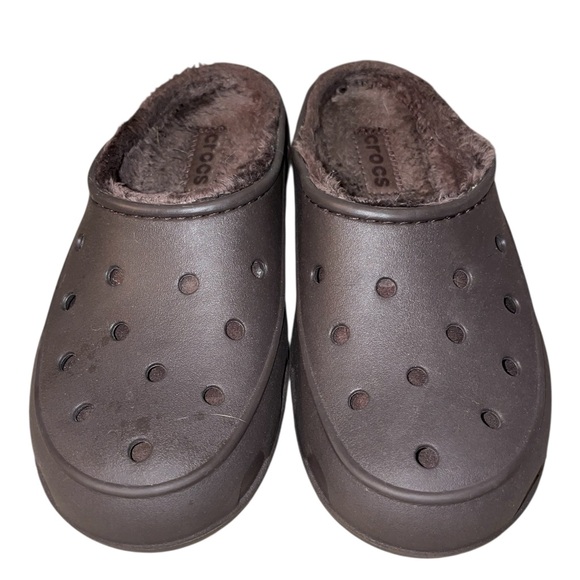 CROCS Dark Brown Fuzzy Lined Clogs - Picture 2 of 4